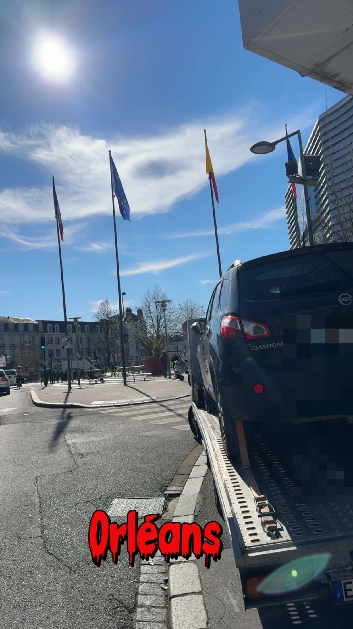 Véhicule pris en charge par SPEED DEPANNE 45 dans le centre d’Orléans